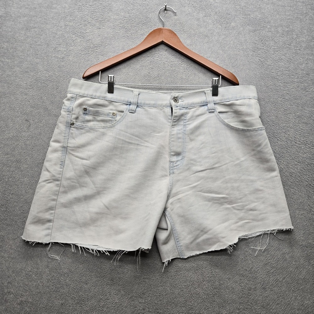 Avirex Women Shorts 38 Light Gray Denim Embroidered Grunge 5" Inseam Logo READ